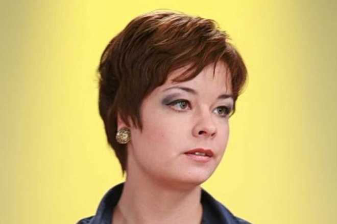 Актриса Юлия Захарова