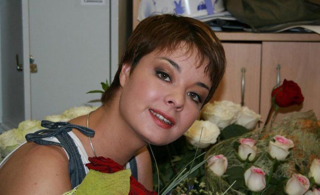 Актриса Юлия Захарова