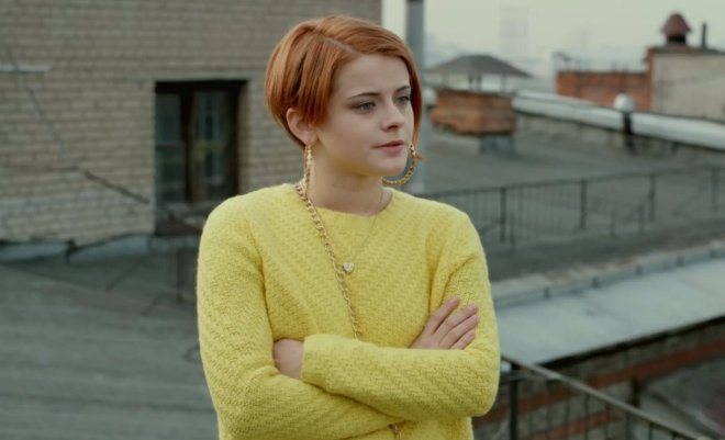 Ксения Суркова в фильме «Кризис нежного возраста»