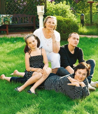 Лариса Гузеева