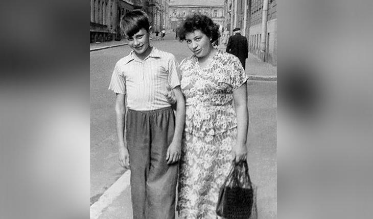 Малая родина звезды это г. Москва